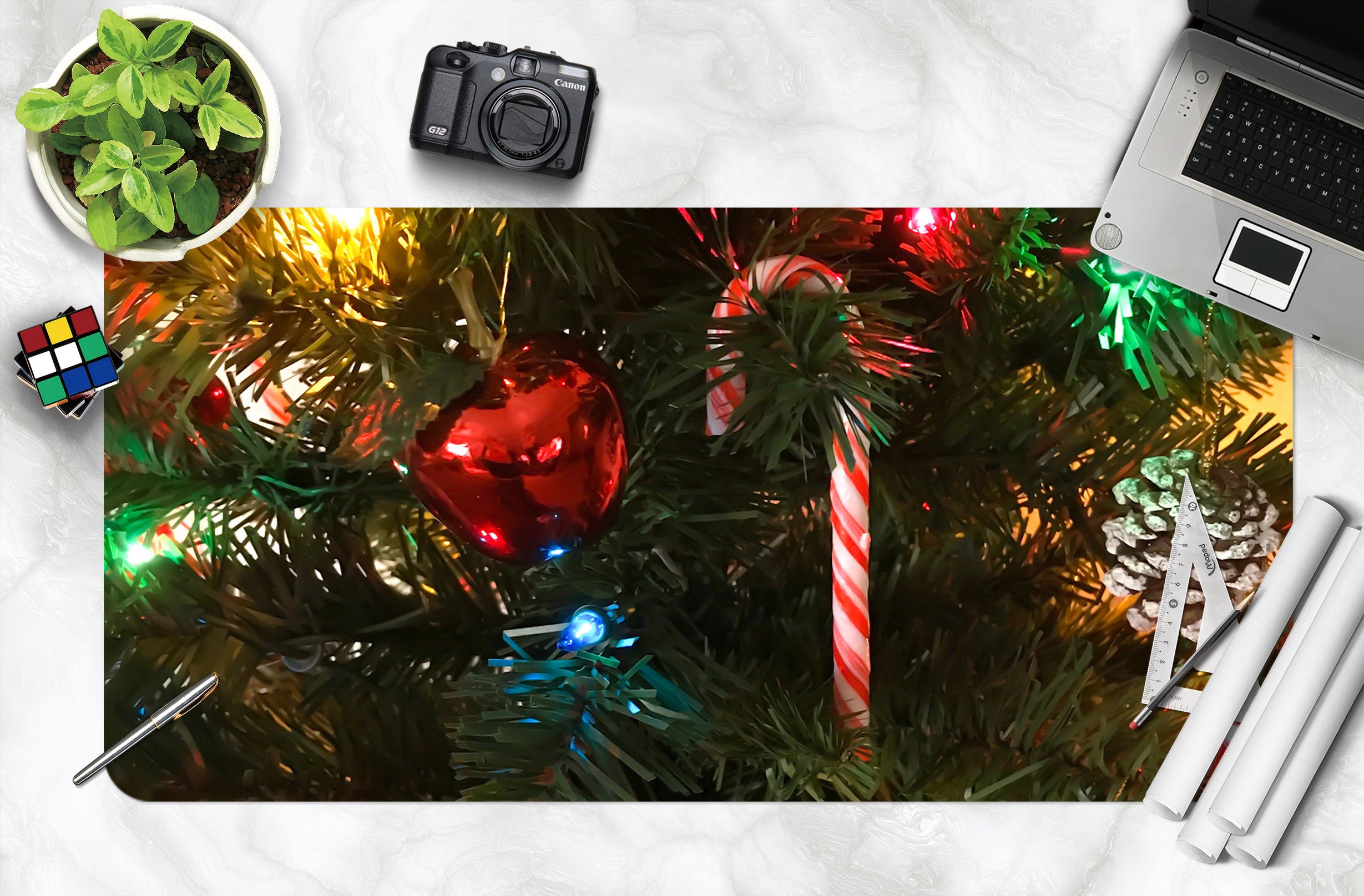 3D Cane Ball Pine Cone Pendant 53246 Christmas Desk Mat Xmas