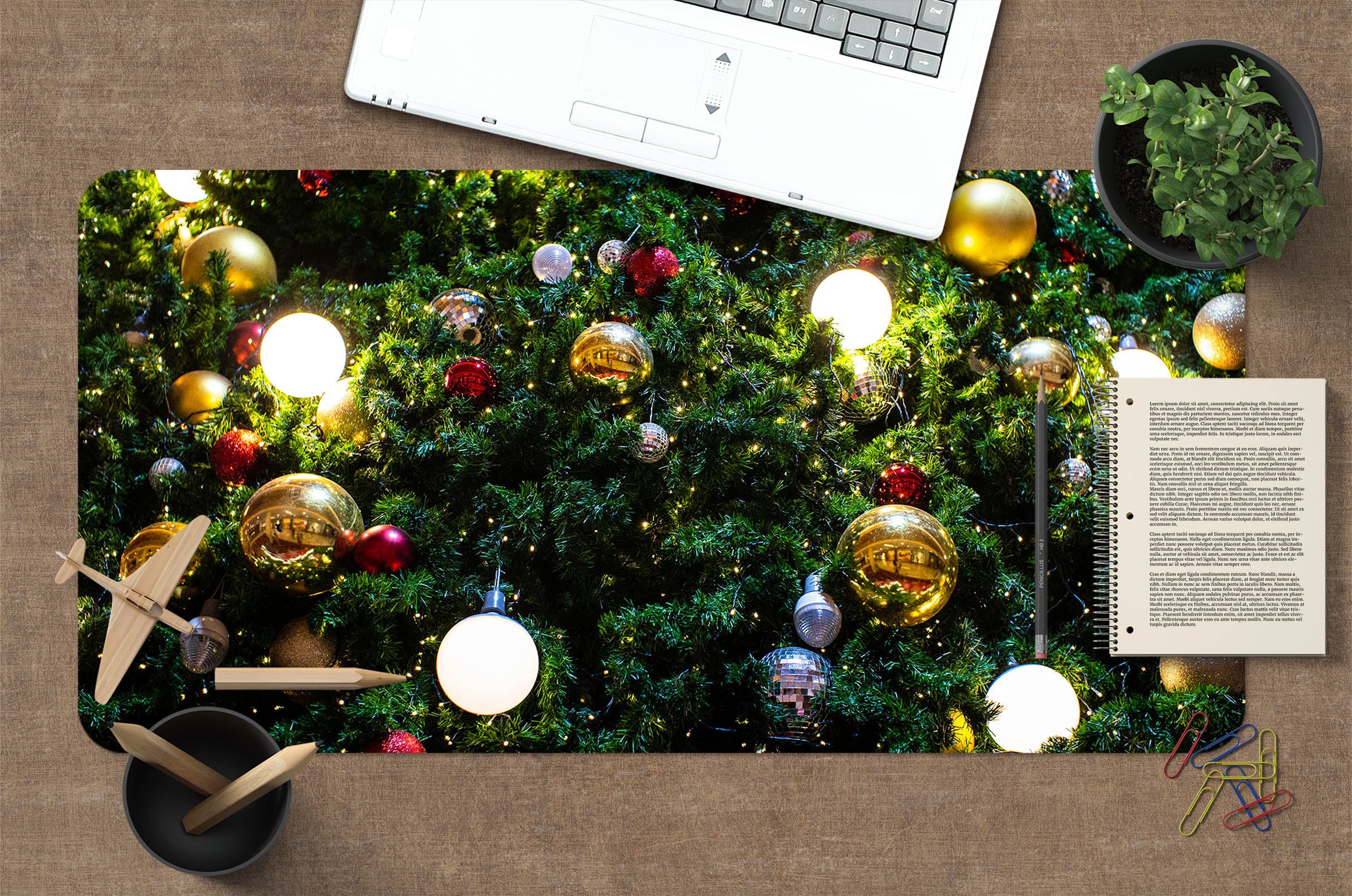 3D Tree Ball Pendant 53243 Christmas Desk Mat Xmas