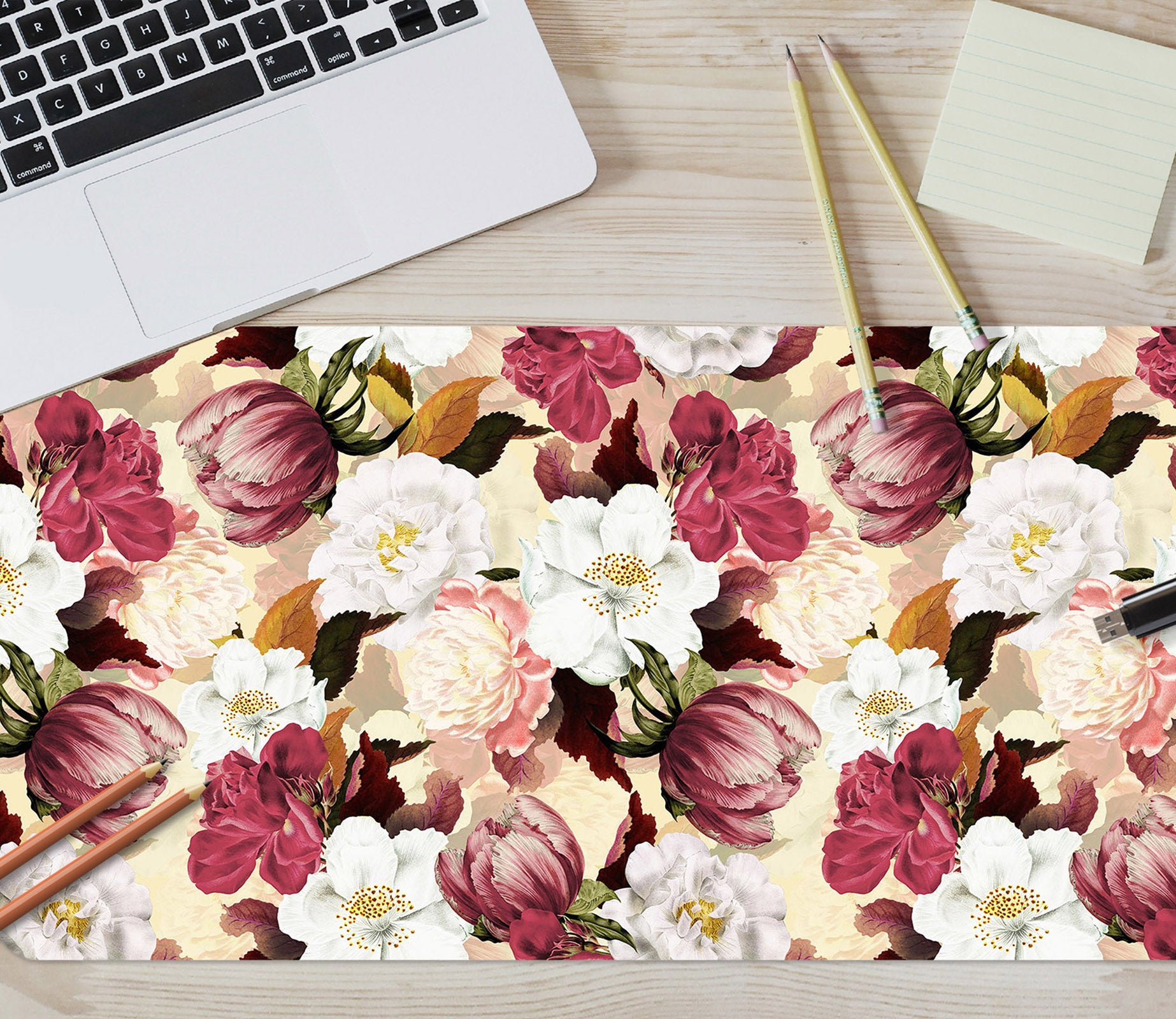 3D Red White Flower Pattern 120204 Uta Naumann Desk Mat