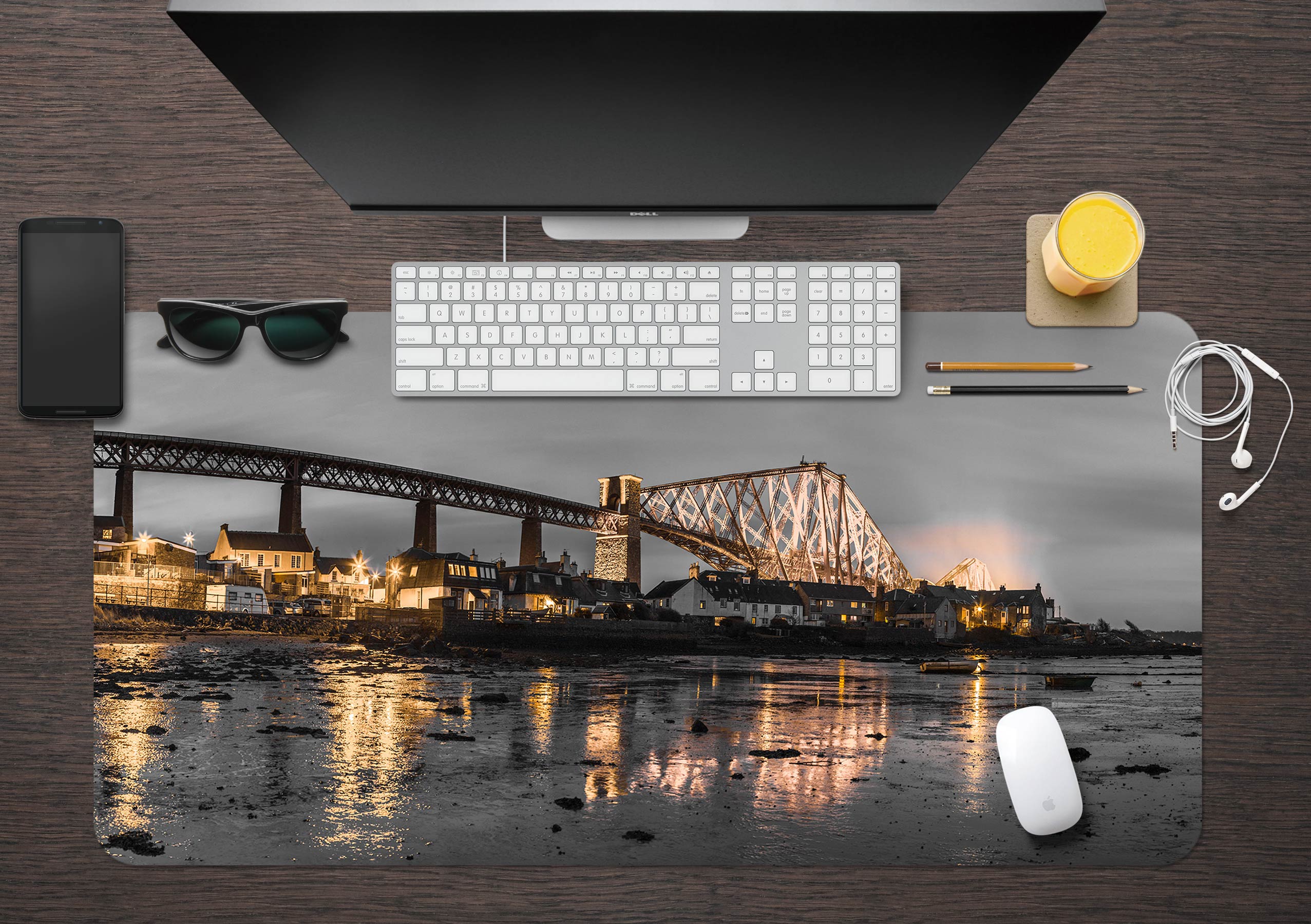 3D Bridge 12406 Assaf Frank Desk Mat