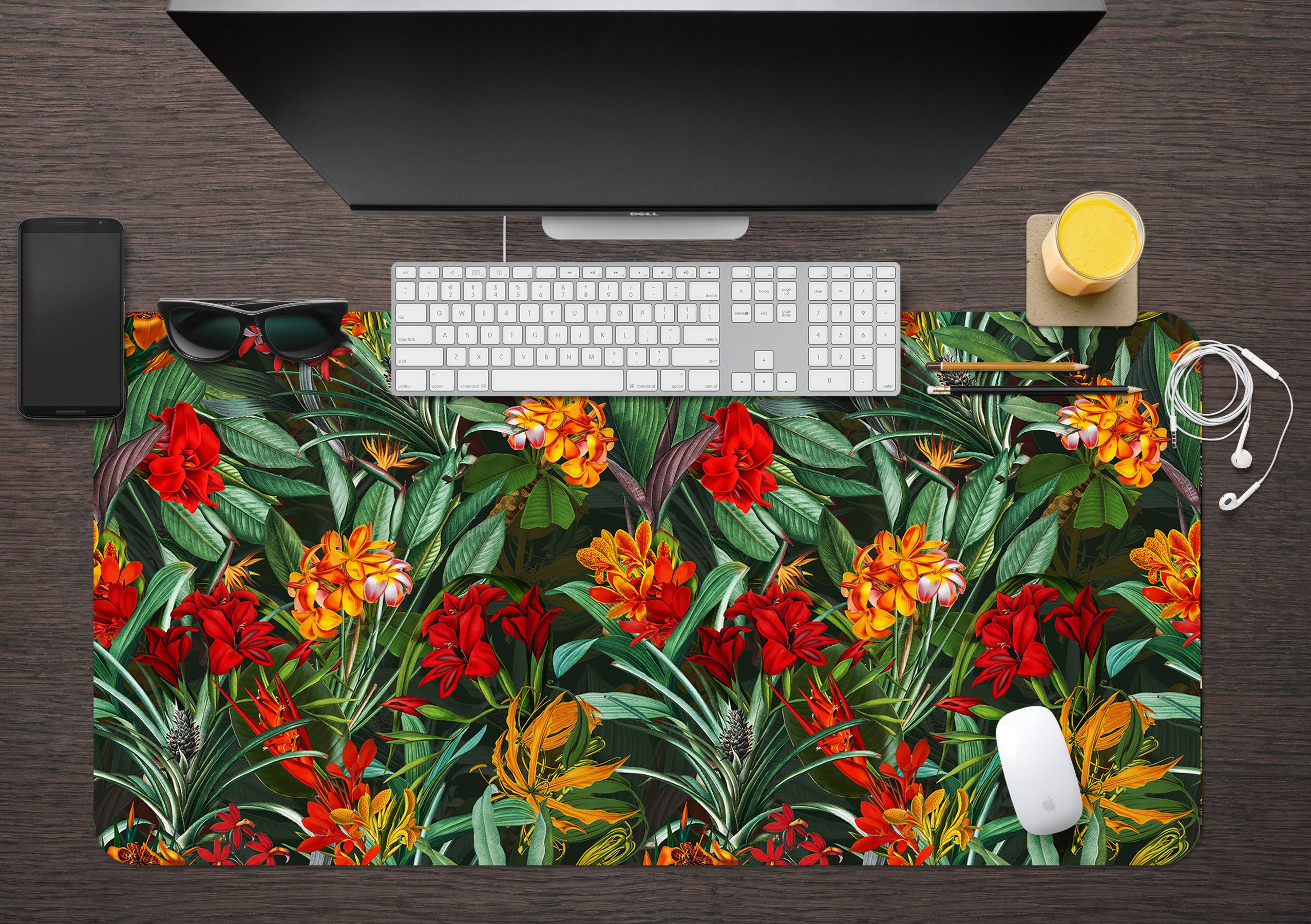3D Red Flower Clump 120155 Uta Naumann Desk Mat