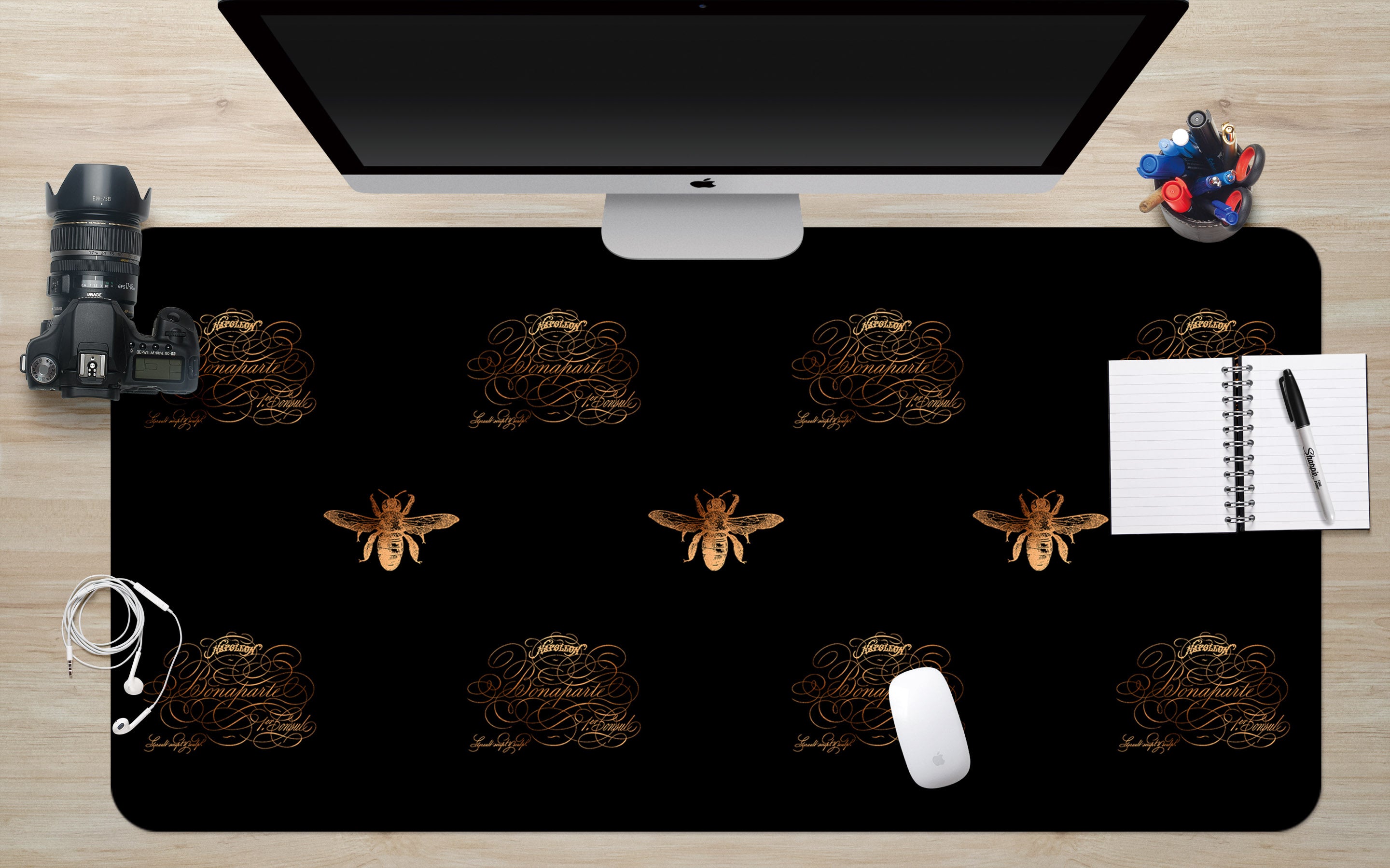 3D Golden Insect 120215 Uta Naumann Desk Mat