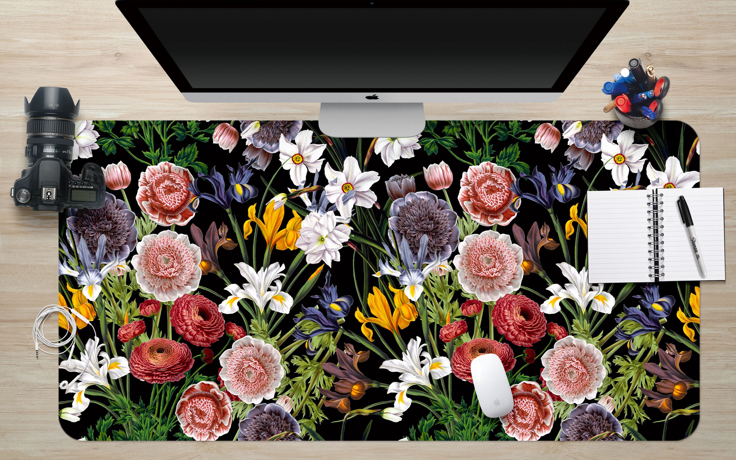 3D Various Colored Flowers 120152 Uta Naumann Desk Mat