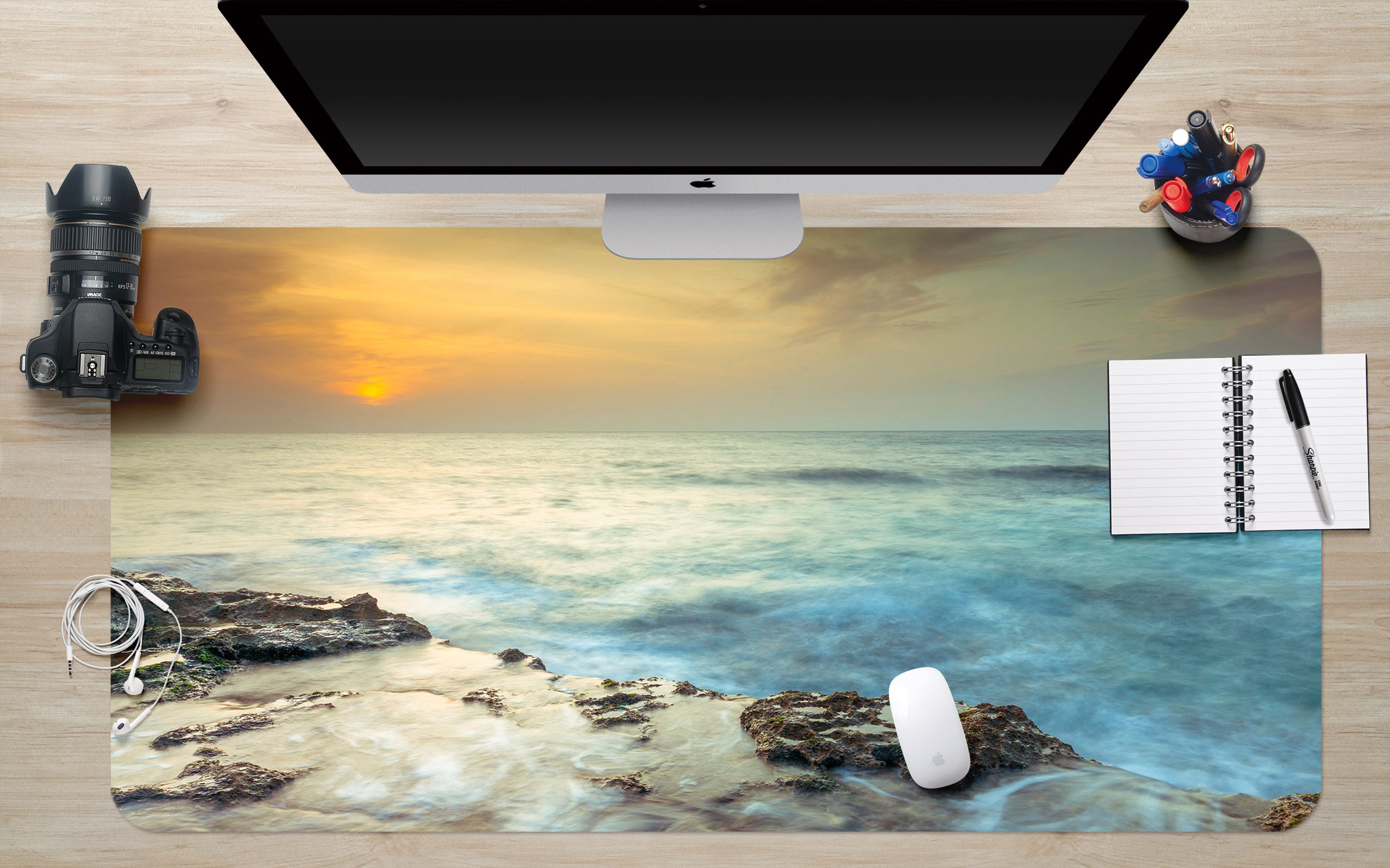 3D Ocean Stones 7705 Assaf Frank Desk Mat