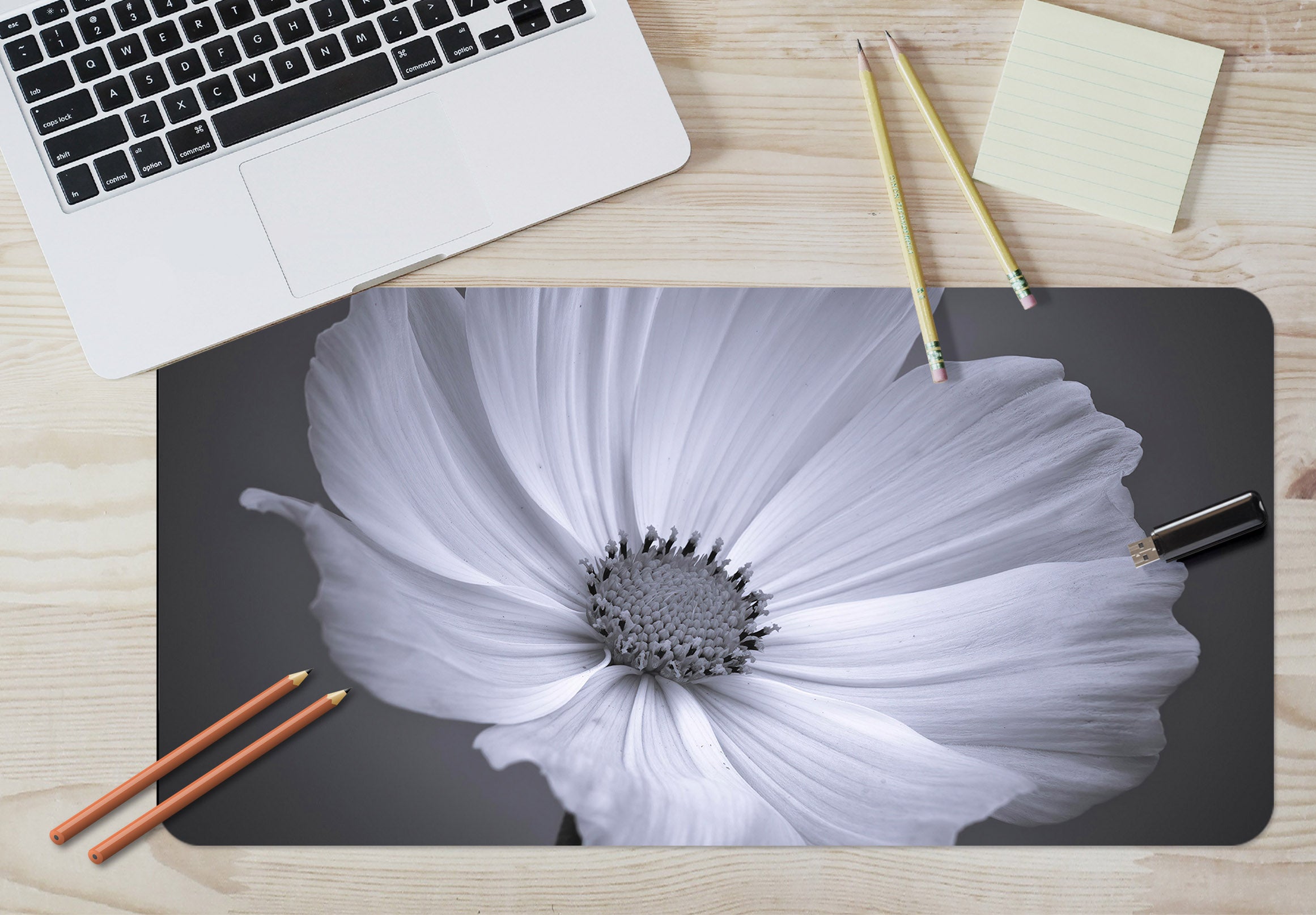 3D Beautiful Flower 7711 Assaf Frank Desk Mat