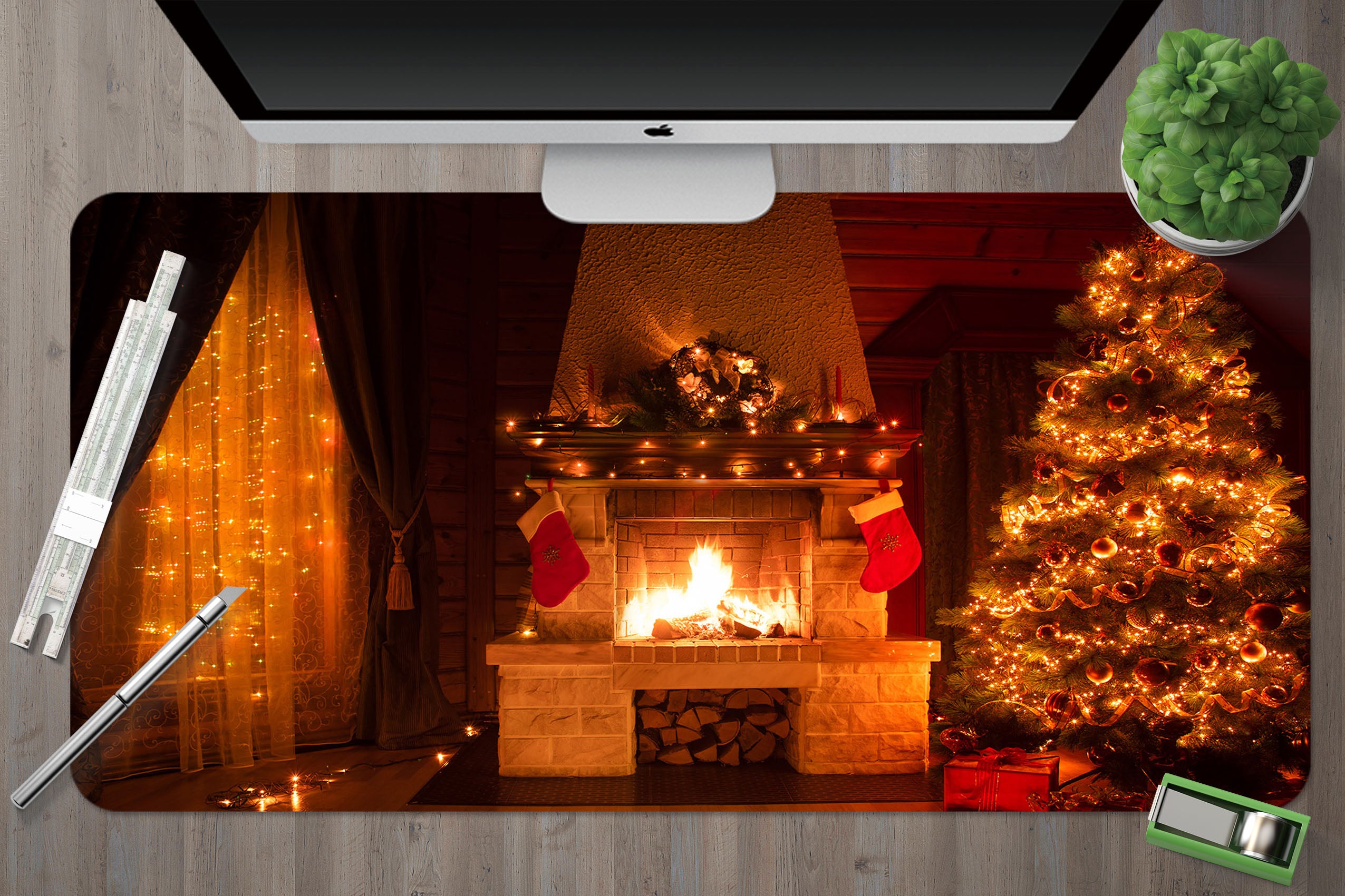 3D Fireplace 53240 Christmas Desk Mat Xmas